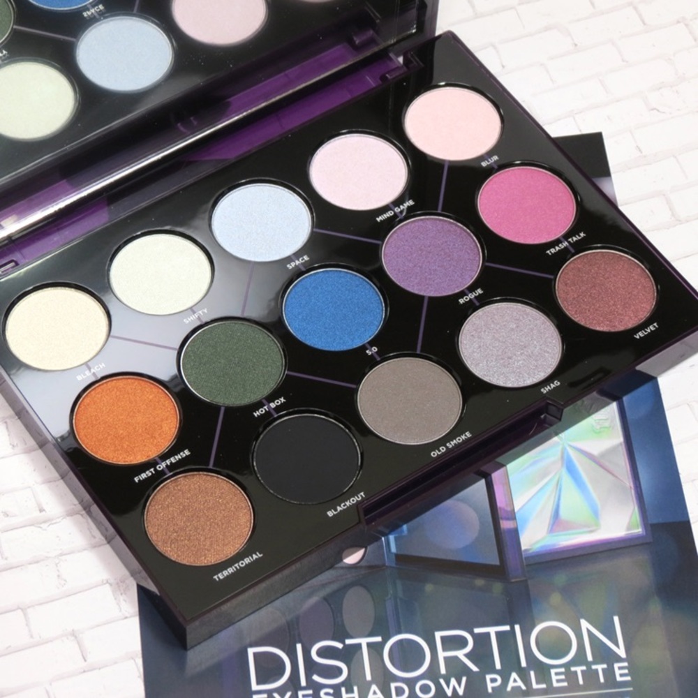 Urban Decay Distortion Eye Palette